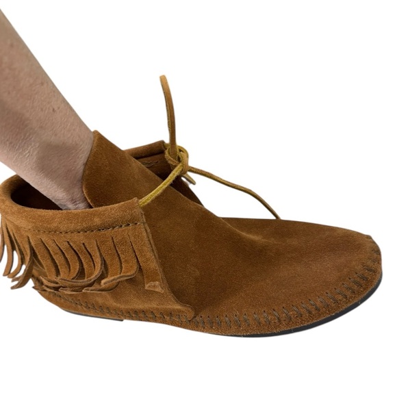 Minnetonka Classic Fringe Bootie 7 excellent condition - Picture 6 of 8